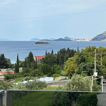 Four M * Cavtat