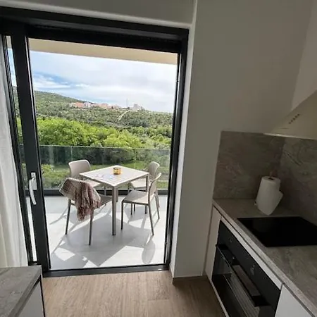 Four M Apartman *
